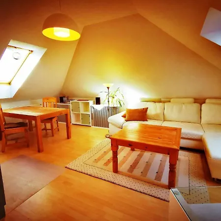 شقة Huebsche Ferienwohnung In Mit Blick Auf Ruegen