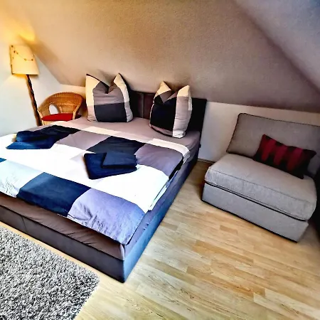 Huebsche Ferienwohnung In Mit Blick Auf Ruegen *